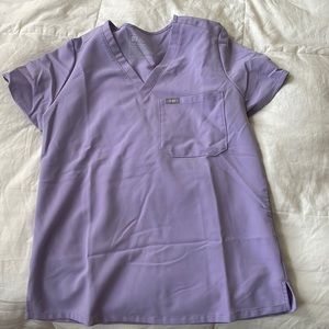 Figs lavender scrub top